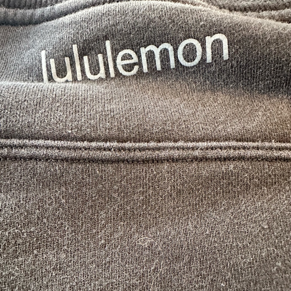 lululemon🍋 Perfectly Oversized Black Crewneck Size 14 (first release) Great Cond - Picture 7 of 7